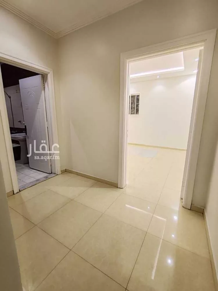 شقة للإيجار في شارع بحر العرب, حي إشبيلية, مدينة الرياض, منطقة الرياض