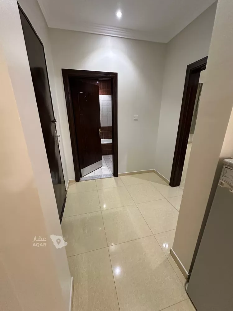 شقة للإيجار في شارع بحر العرب, حي إشبيلية, مدينة الرياض, منطقة الرياض 5