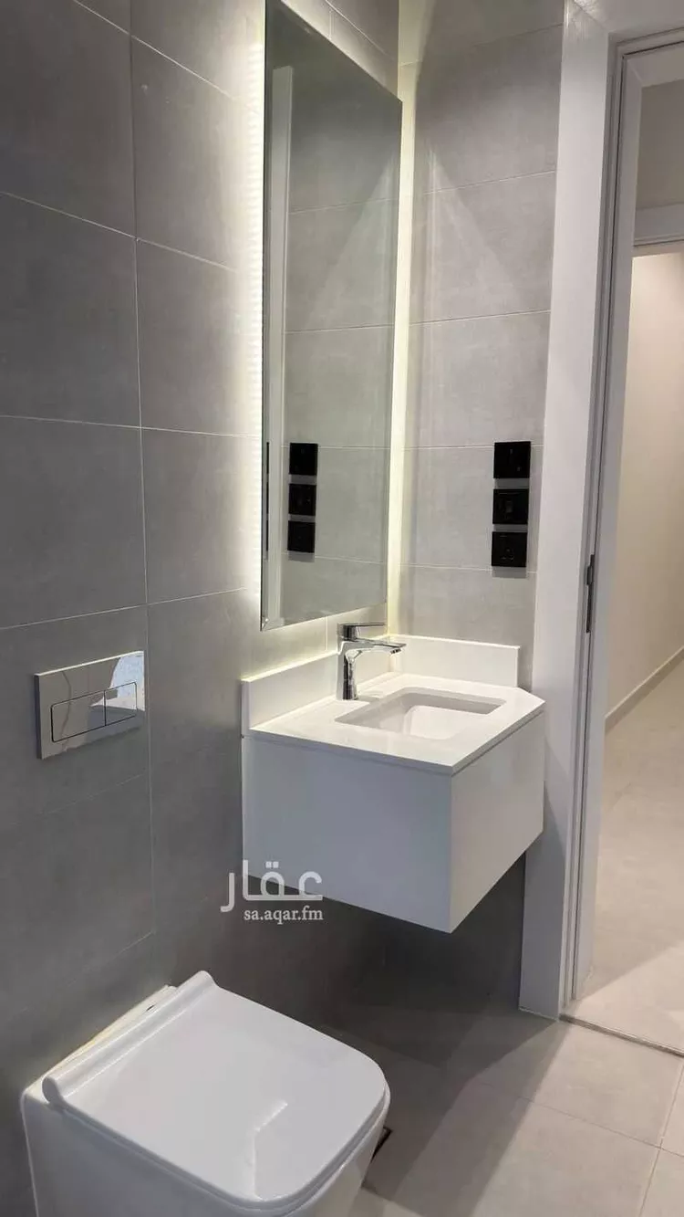 شقة للإيجار في شارع الاصول, حي البحر, مدينة الخبر, المنطقة الشرقية صورة 2