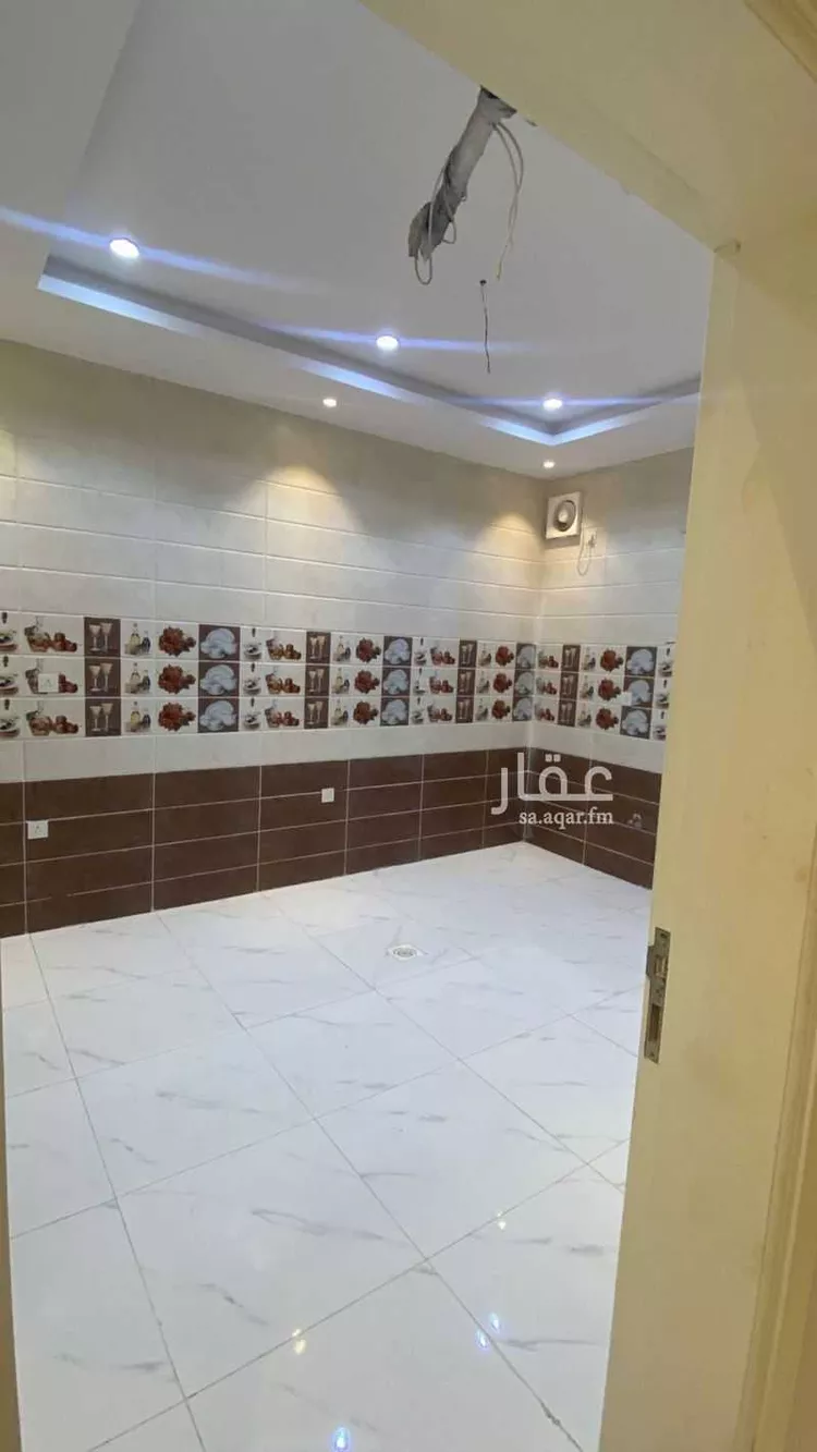شقة للإيجار في شارع علي بن ابي طالب, حي الشرفية, مدينة جدة, منطقة مكة المكرمة صورة 2