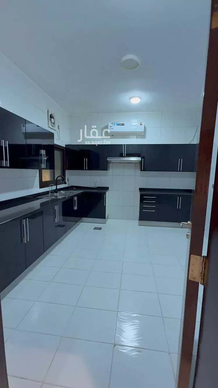 شقة للإيجار في شارع العمده, حي العزيزية, مدينة جدة, منطقة مكة المكرمة صورة 3