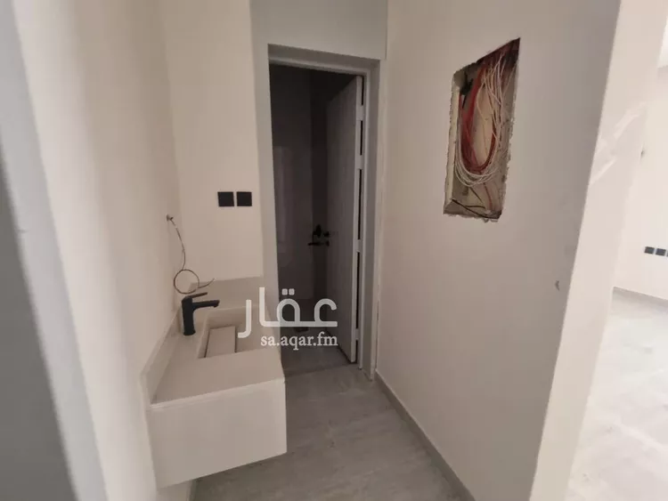 دور للبيع في شارع مالك بن الحارث, حي بدر, مدينة الرياض, منطقة الرياض صورة 5