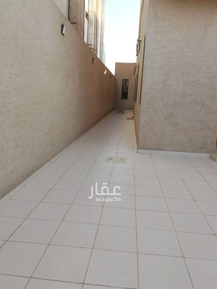دور للبيع في شارع الشيخ علي المغامس, حي الشفاء, مدينة الرياض, منطقة الرياض صورة 4