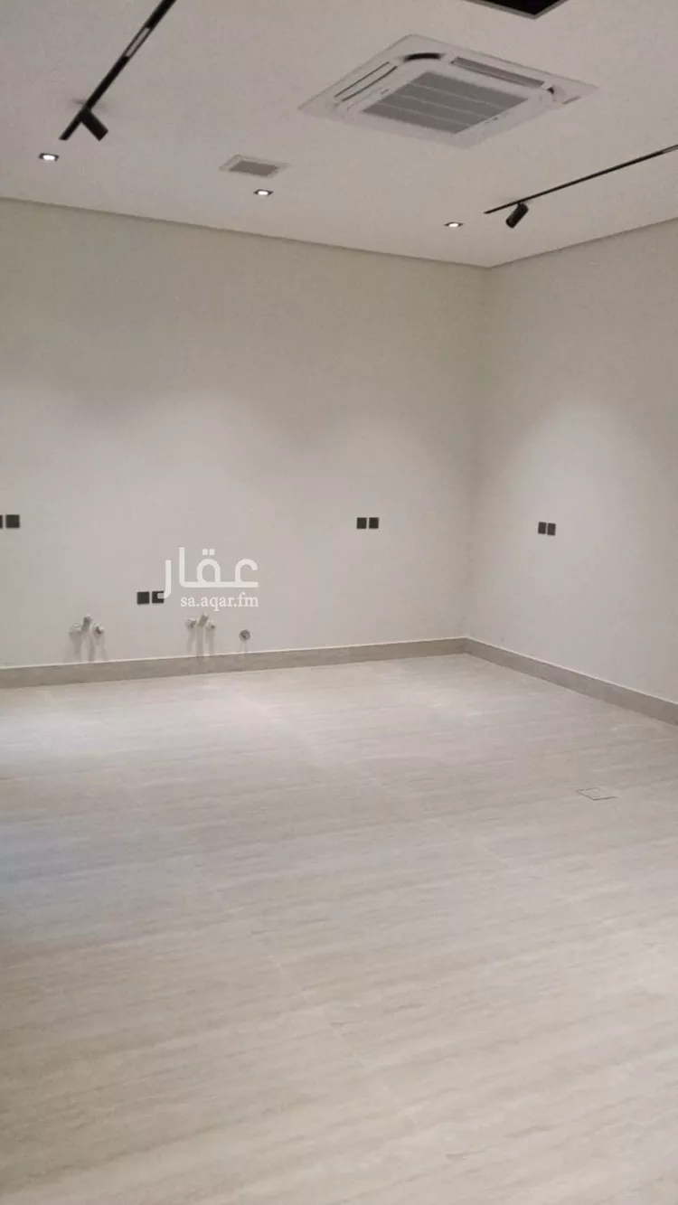 فيلا للبيع في شارع رقم 323, حي النرجس, مدينة الرياض, منطقة الرياض صورة 2
