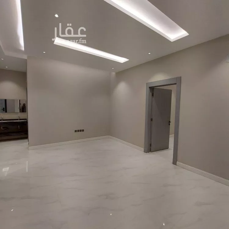فيلا للبيع في شارع أبي مصعب الزهري, حي النرجس, مدينة الرياض, منطقة الرياض صورة 2