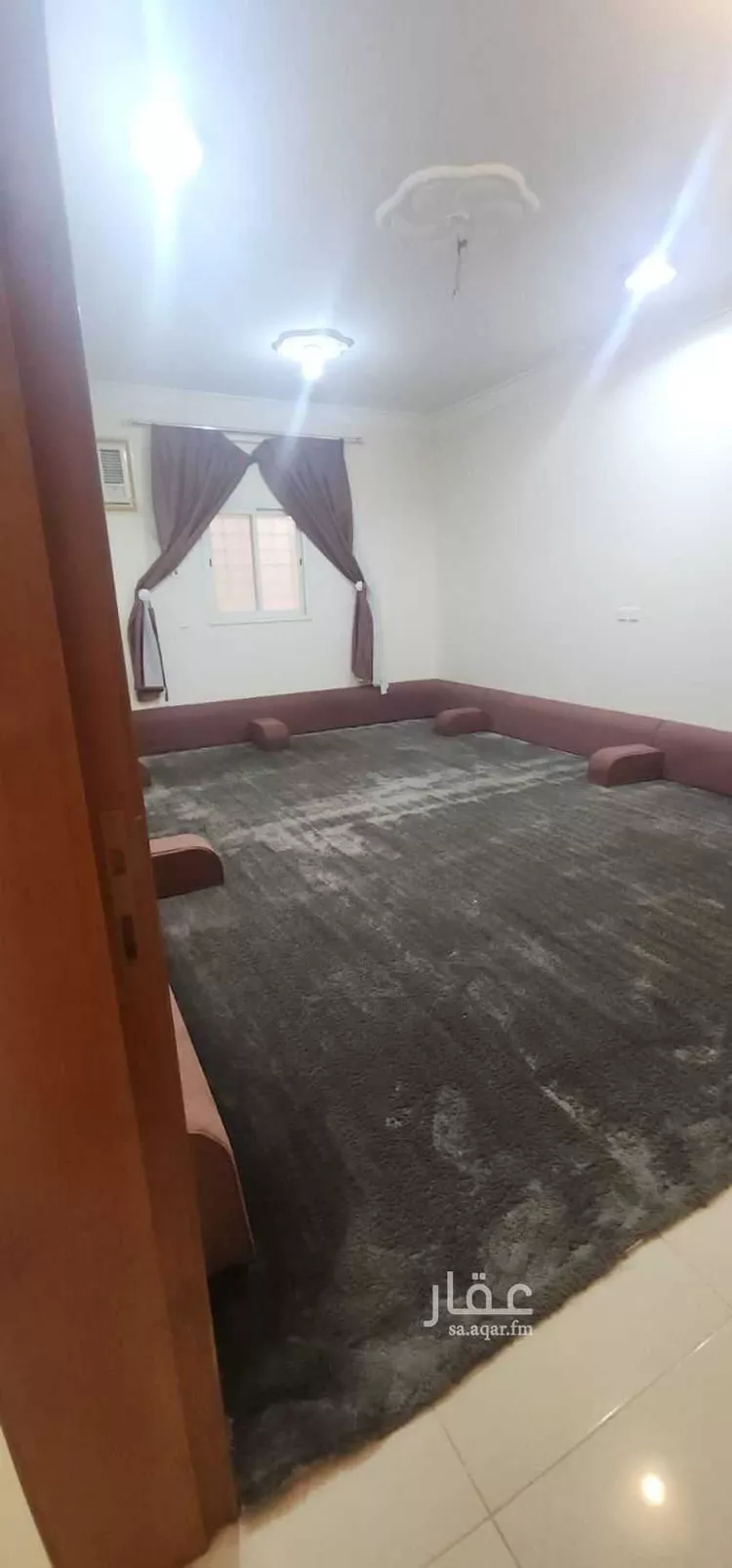 شقة للبيع في شارع الزهور, حي الزهور, مدينة أبها, منطقة عسير صورة 2
