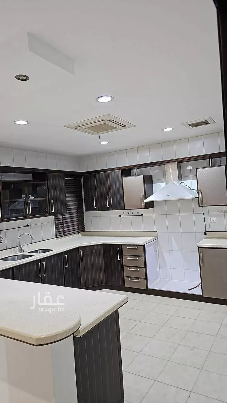 فيلا للإيجار في شارع عبدالرحمن الخزرجي, حي الربوة, مدينة الرياض, منطقة الرياض صورة 3