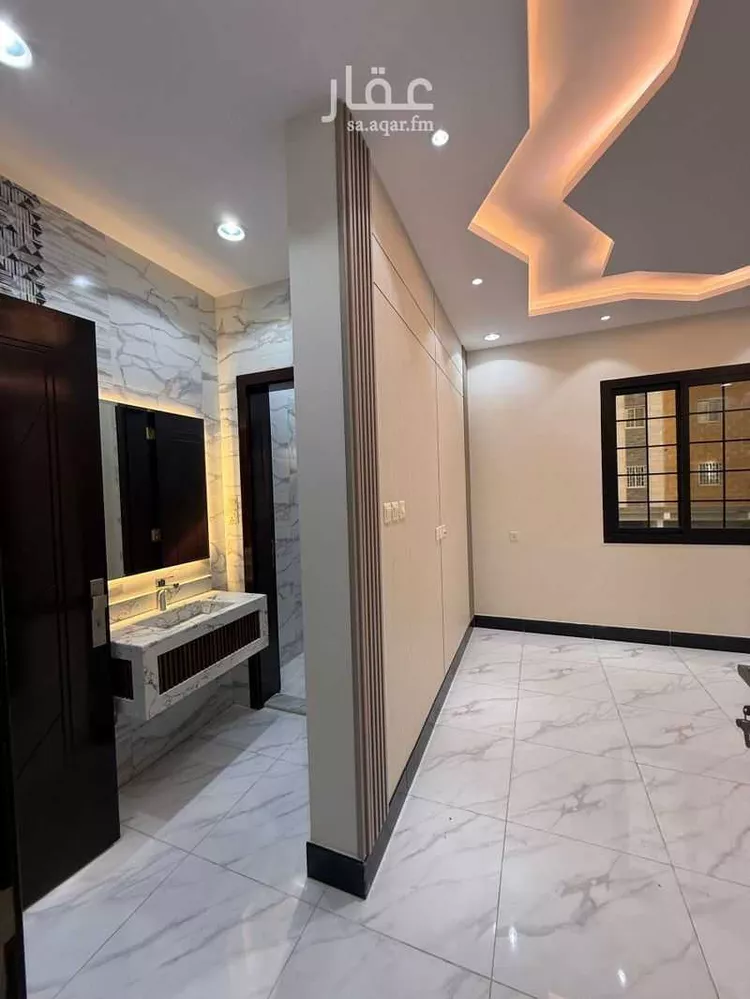 شقة للبيع في شارع عبدالله ابن ورقاء ابن جنادة, حي مريخ, مدينة جدة, منطقة مكة المكرمة صورة 2