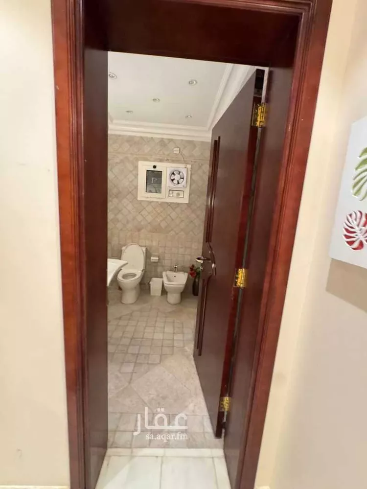 فيلا للإيجار في شارع الحافظ أبي المعمر, حي الملك سلمان, مدينة الرياض, منطقة الرياض 22
