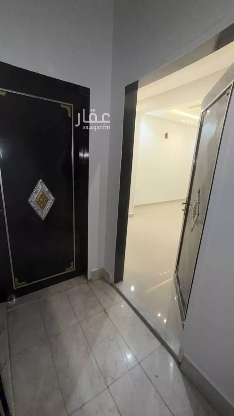 شقة للإيجار في شارع محايدة ، حي ظهرة لبن ، الرياض ، منطقة الرياض صورة 4