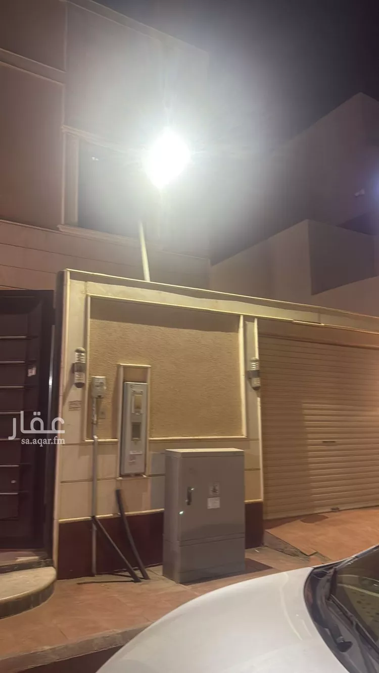 فيلا للبيع في شارع جبل الخال, حي ظهرة لبن, مدينة الرياض, منطقة الرياض صورة 2