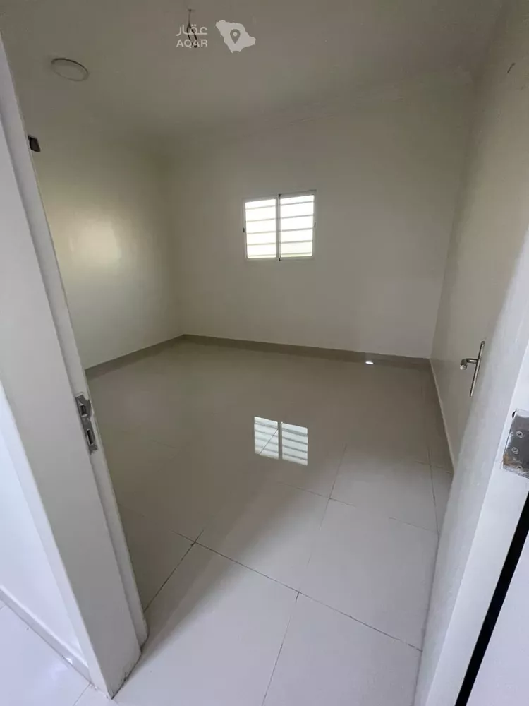 Apartment for Rent in Riyadh Al Janadriyah 9