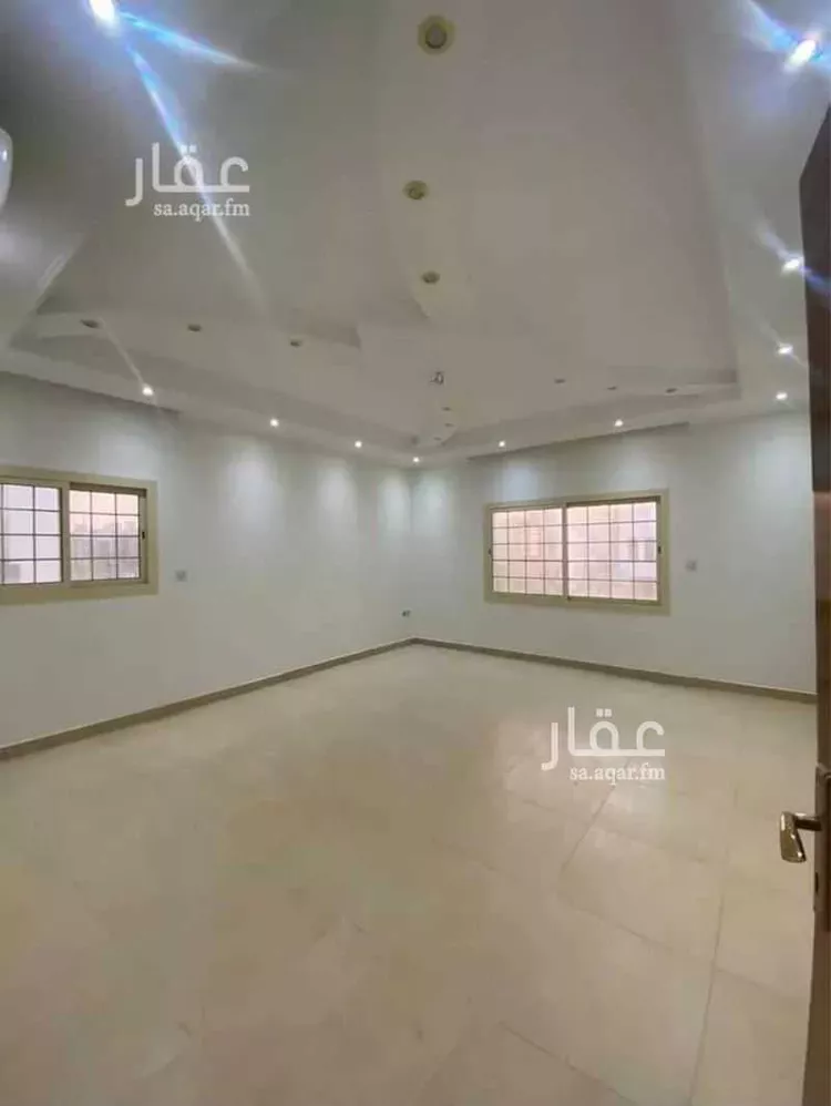 Floor for Rent in Jeddah Al Shera'a 16