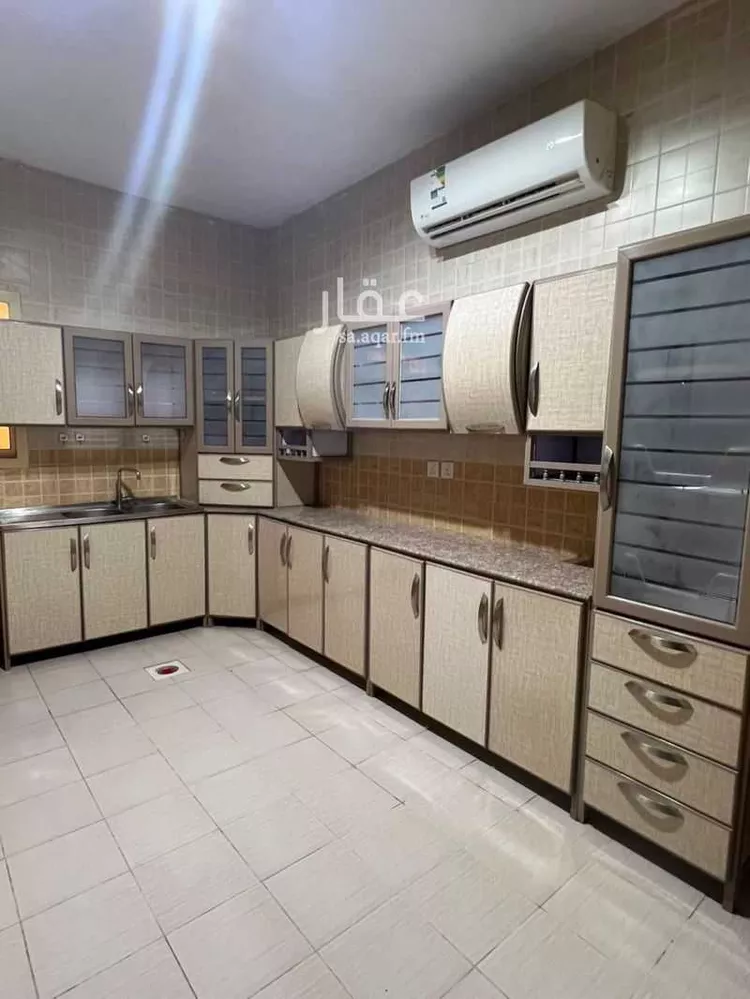 شقة للإيجار في شارع الفريق, حي ظهرة لبن, مدينة الرياض, منطقة الرياض صورة 2