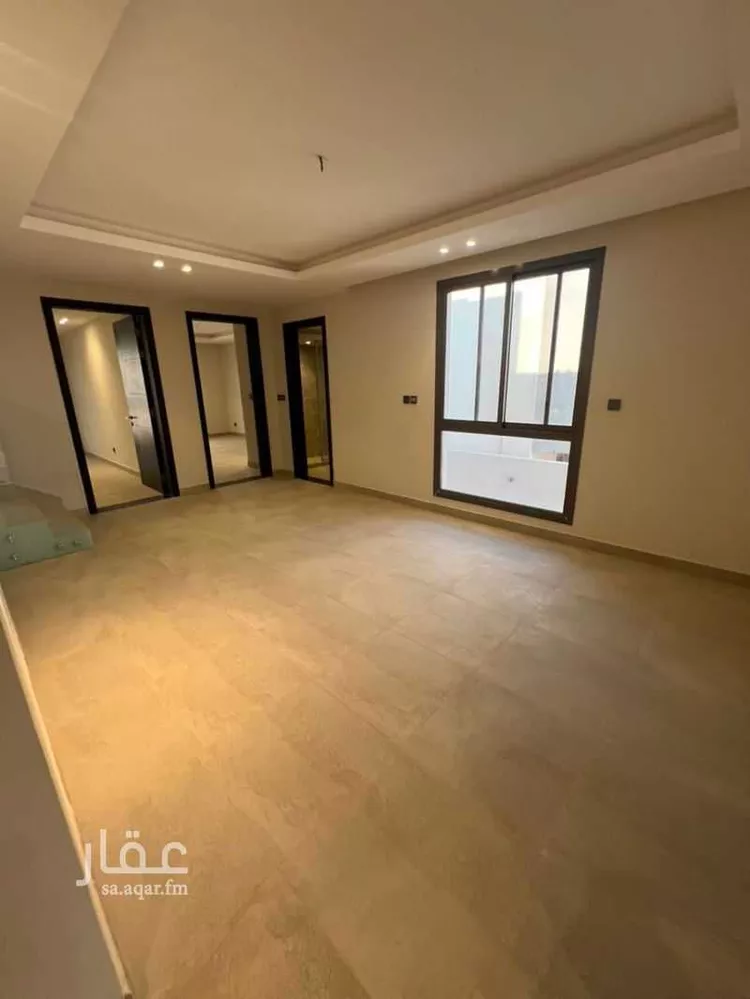 فيلا للإيجار في شارع عبدالخالق بن أبي طاهر, حي عكاظ, مدينة الرياض, منطقة الرياض