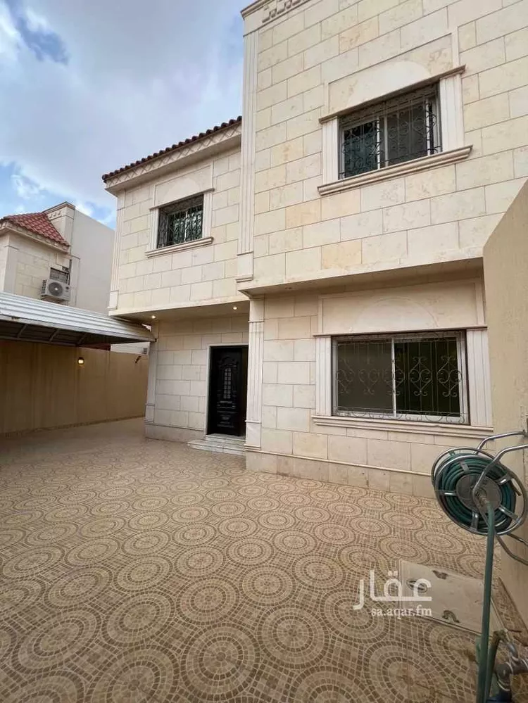 فيلا للإيجار في شارع الجوز, حي الربيع, مدينة الرياض, منطقة الرياض صورة 4