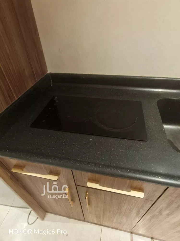 استوديو للإيجار في شارع ابن الطاهري, حي العروبة, مدينة الدمام, المنطقة الشرقية 8