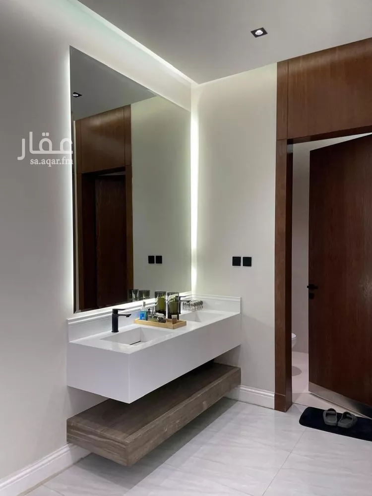 فيلا للبيع في شارع أبي موسى المديني, حي المهدية, مدينة الرياض, منطقة الرياض 7