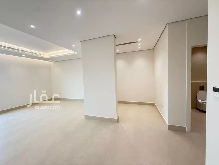 فيلا للبيع في شارع مليح بن طريف, حي المهدية, مدينة الرياض, منطقة الرياض صورة 3