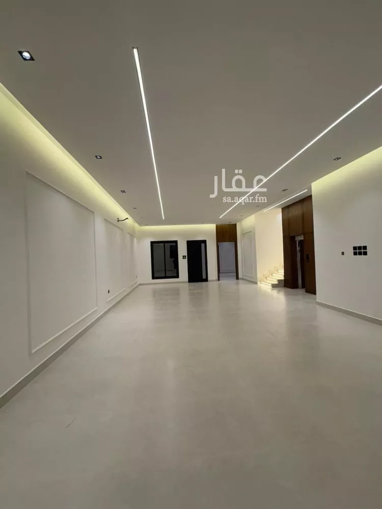 فيلا للبيع في شارع زين الدين النابلسي, حي المهدية, مدينة الرياض, منطقة الرياض صورة 2