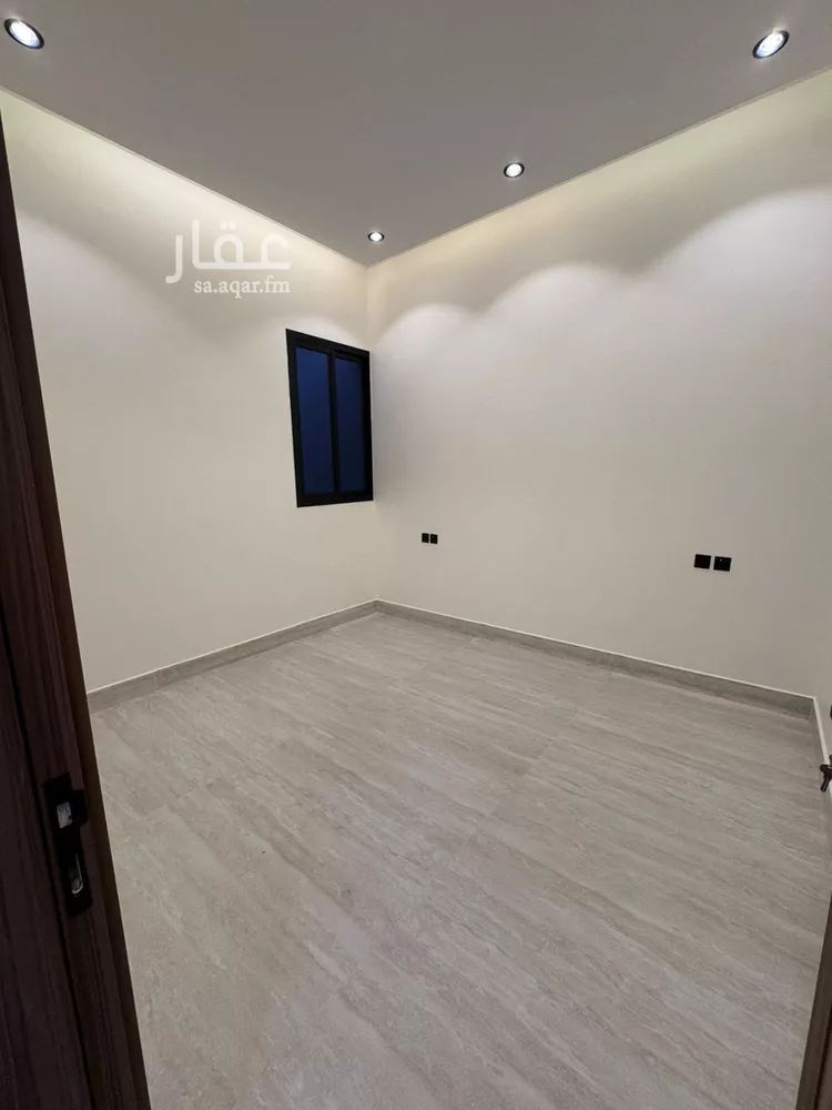 فيلا للبيع في شارع السيل الكبير, حي المهدية, مدينة الرياض, منطقة الرياض صورة 2