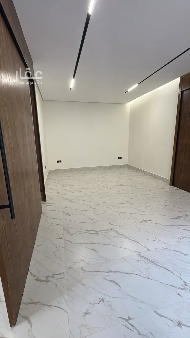 فيلا للبيع في شارع السيل الكبير, حي المهدية, مدينة الرياض, منطقة الرياض صورة 3