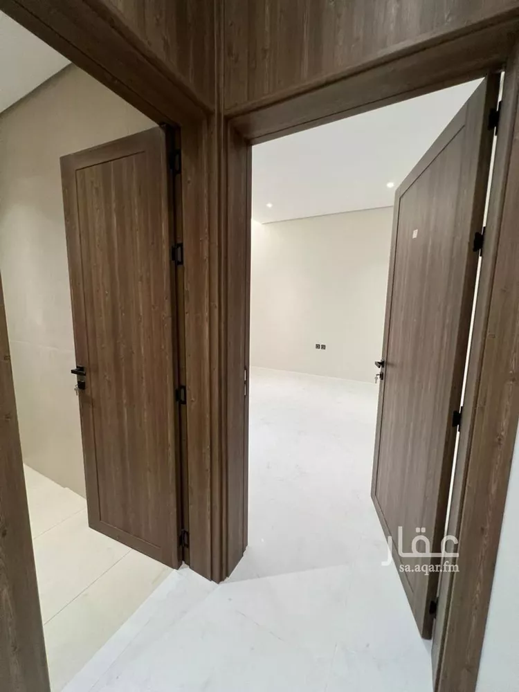 فيلا للبيع في شارع أبي بكر الآجري, حي المهدية, مدينة الرياض, منطقة الرياض صورة 3