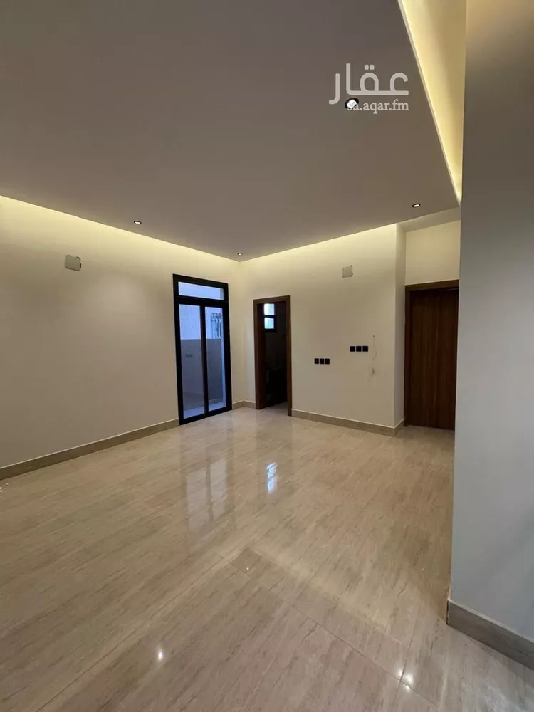 فيلا للبيع في شارع السيل الكبير, حي المهدية, مدينة الرياض, منطقة الرياض صورة 5