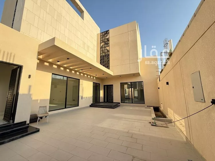 فيلا للبيع في شارع محمد بن عيسى العدني, حي المهدية, مدينة الرياض, منطقة الرياض 10