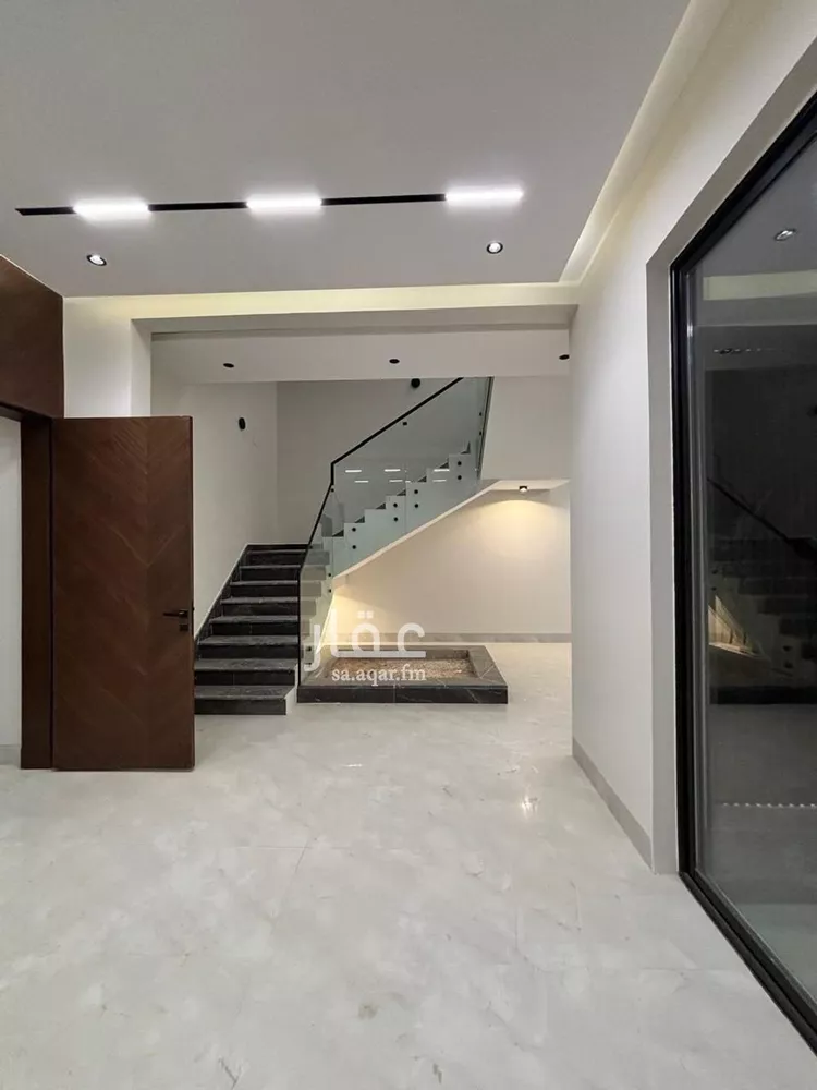 فيلا للبيع في شارع السيل الكبير, حي المهدية, مدينة الرياض, منطقة الرياض صورة 4