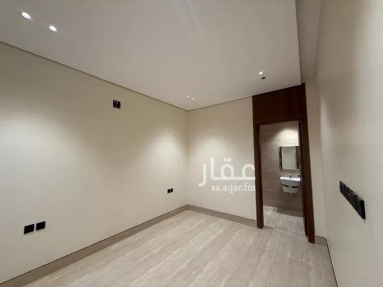 فيلا للبيع في شارع السيل الكبير, حي المهدية, مدينة الرياض, منطقة الرياض 9