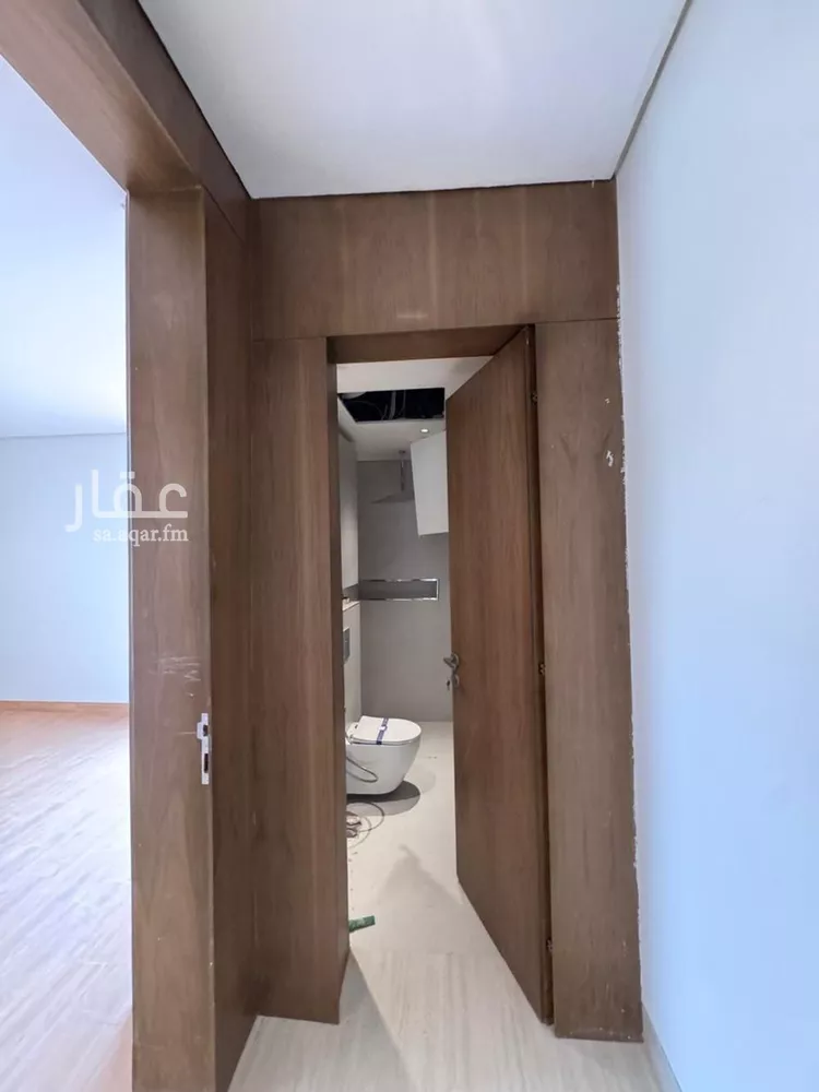 فيلا للبيع في شارع السيل الكبير, حي المهدية, مدينة الرياض, منطقة الرياض صورة 2