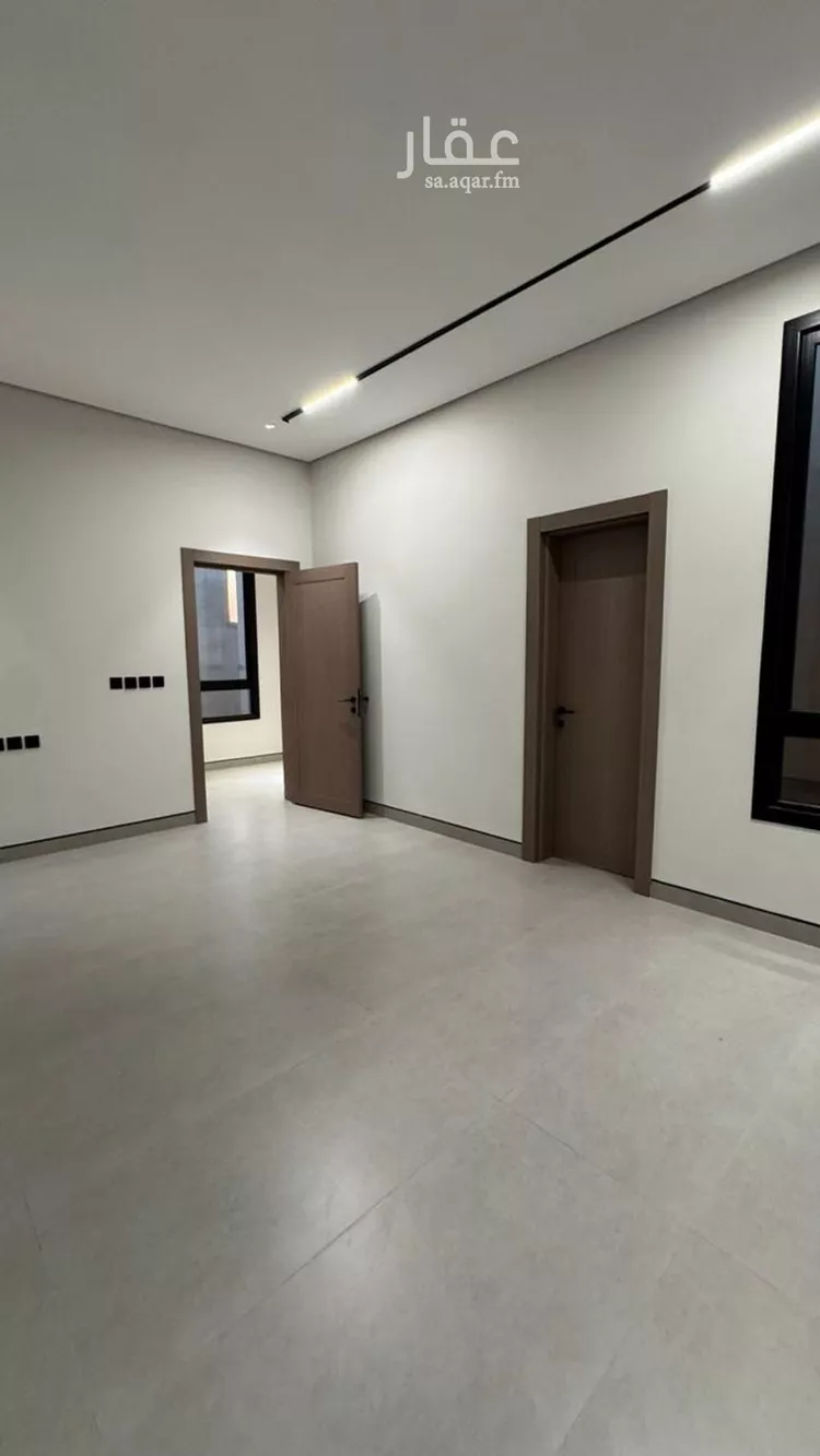 فيلا للبيع في شارع أحمد مفتي المكي الحنفي, حي المهدية, مدينة الرياض, منطقة الرياض صورة 2