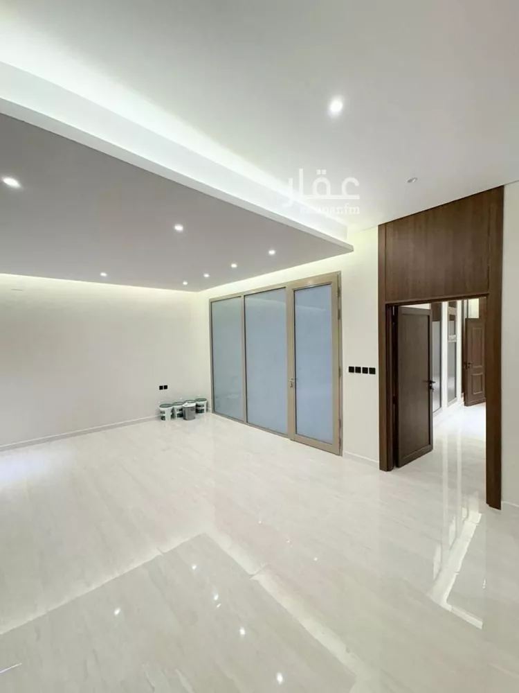 فيلا للبيع في شارع إبراهيم بن محمد الزمزمي, حي المهدية, مدينة الرياض, منطقة الرياض صورة 3