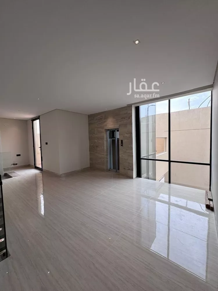 فيلا للبيع في شارع السيل الكبير, حي المهدية, مدينة الرياض, منطقة الرياض صورة 3