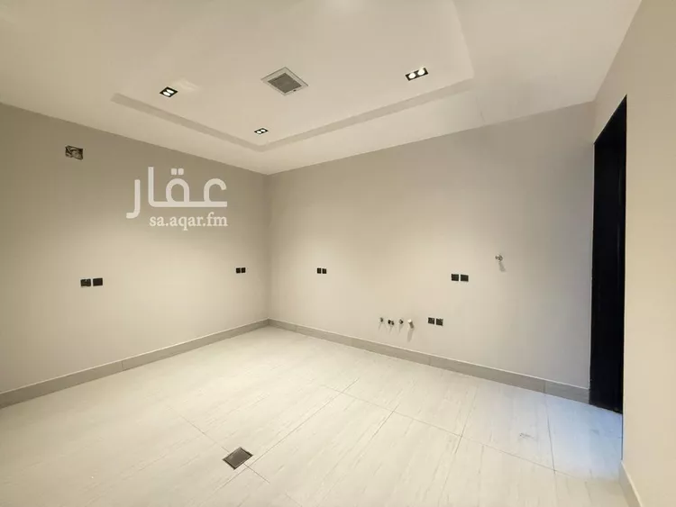 فيلا للبيع في شارع حامد أزهر, حي المهدية, مدينة الرياض, منطقة الرياض صورة 3