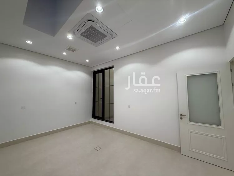 فيلا للبيع في شارع محمد بن أبي بكر القيم, حي المهدية, مدينة الرياض, منطقة الرياض 9
