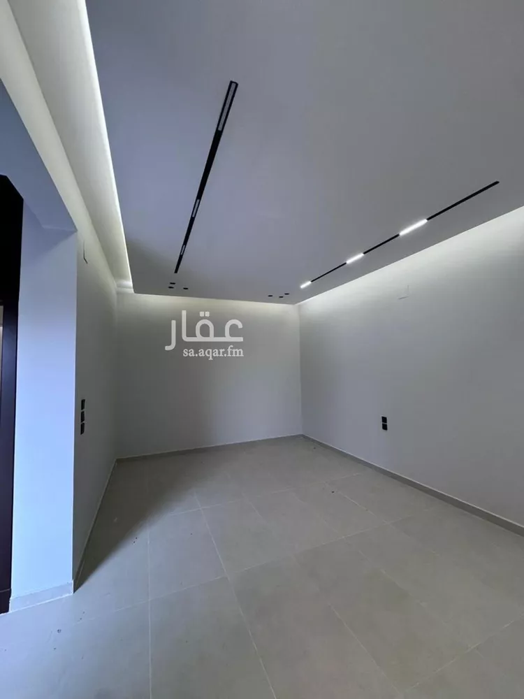 فيلا للبيع في شارع السيل الكبير, حي المهدية, مدينة الرياض, منطقة الرياض صورة 3