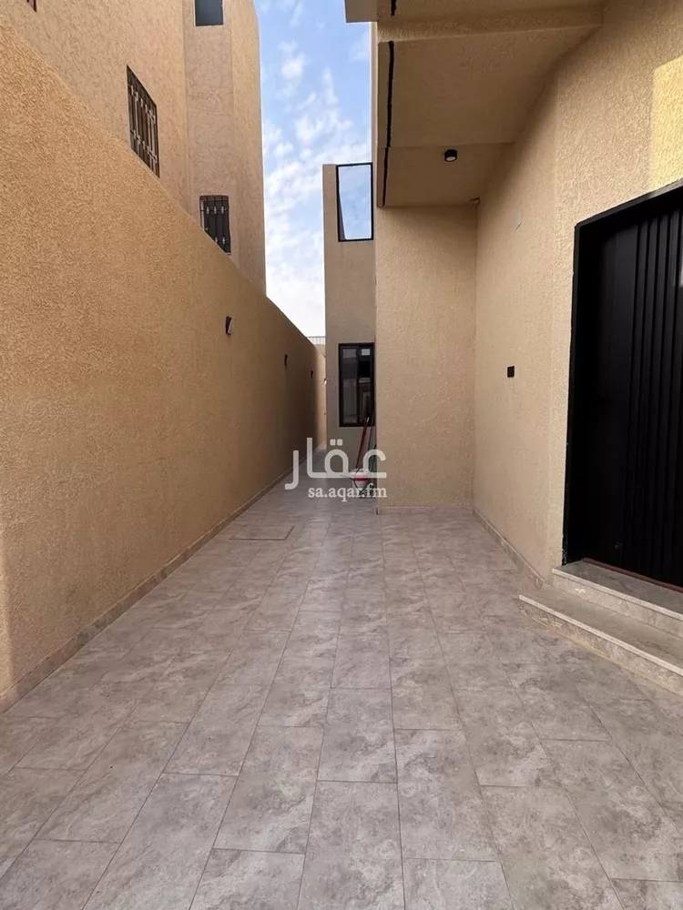 Villa for Sale in Riyadh Al Mahdiyah 11