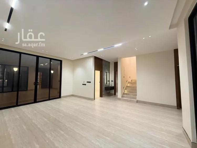 فيلا للبيع في شارع السيل الكبير, حي المهدية, مدينة الرياض, منطقة الرياض 11