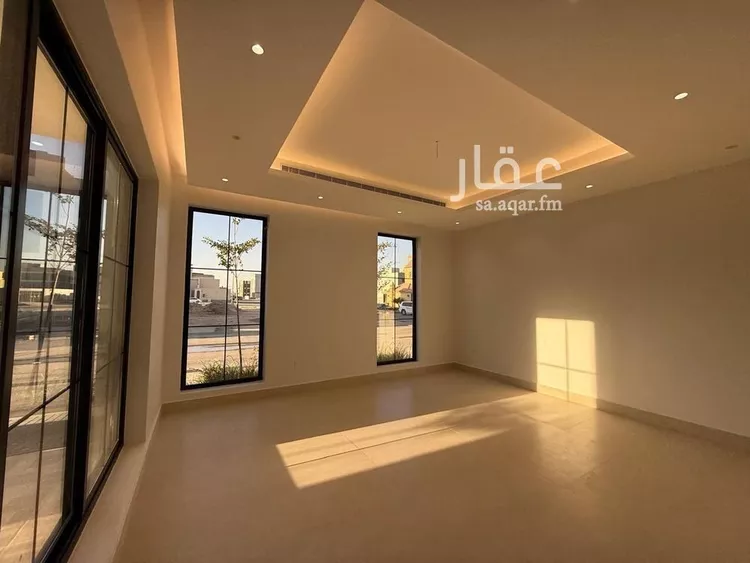 فيلا للبيع في شارع السيل الكبير, حي المهدية, مدينة الرياض, منطقة الرياض 9