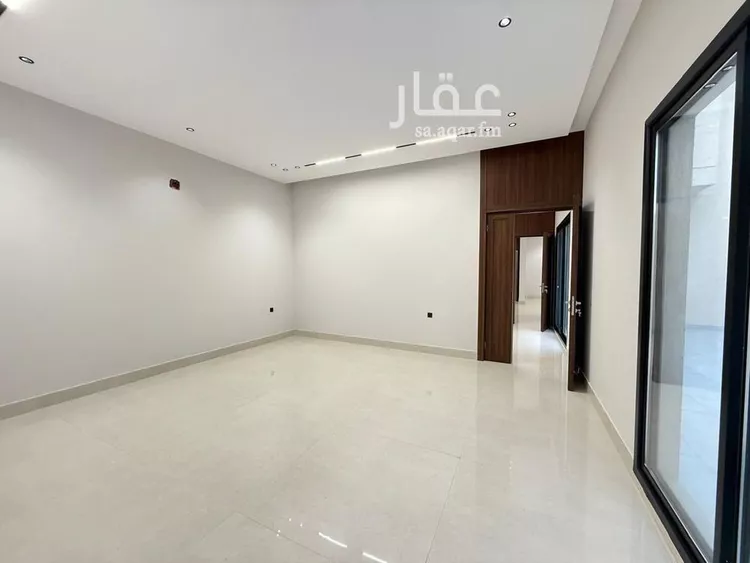 فيلا للبيع في شارع أنس الكناني, حي المهدية, مدينة الرياض, منطقة الرياض صورة 2