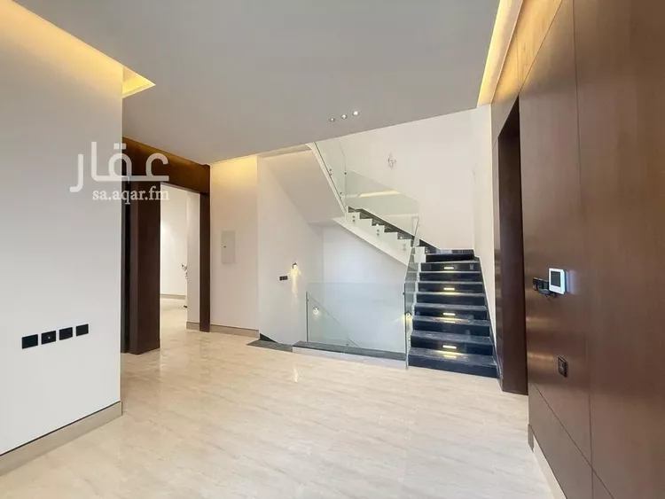 فيلا للبيع في شارع أحمد مفتي المكي الحنفي, حي المهدية, مدينة الرياض, منطقة الرياض صورة 4