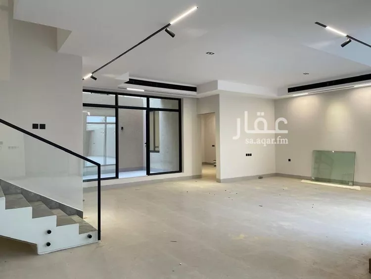 فيلا للبيع في شارع أحمد مفتي المكي الحنفي, حي المهدية, مدينة الرياض, منطقة الرياض صورة 5