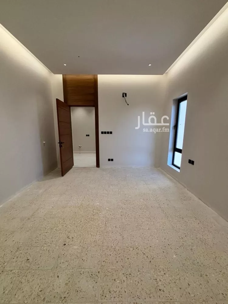 فيلا للبيع في شارع محمد بن عيسى العدني, حي المهدية, مدينة الرياض, منطقة الرياض 22
