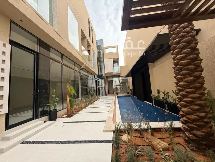 فيلا للبيع في شارع السيل الكبير, حي المهدية, مدينة الرياض, منطقة الرياض 24