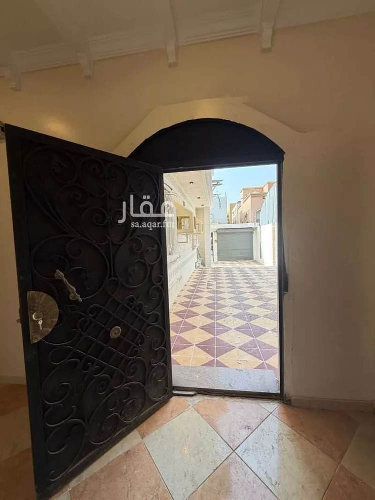 عمارة للإيجار في شارع محمد بن رشد, حي الحمدانية, مدينة جدة, منطقة مكة المكرمة