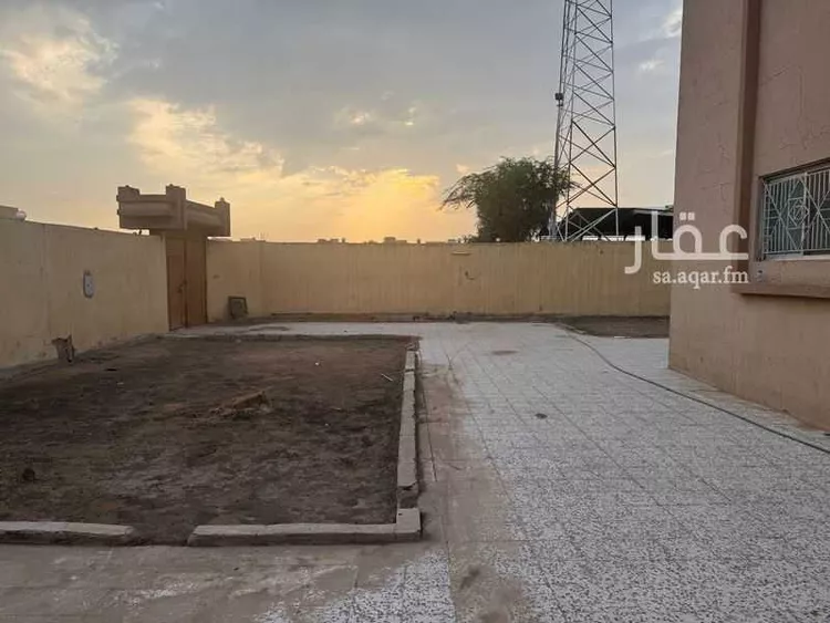 فيلا للبيع في شارع عبدالله بن وايل التويجري, حي الفايزية, مدينة بريدة, منطقة القصيم صورة 2