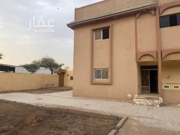 فيلا للبيع في شارع عبدالله بن وايل التويجري, حي الفايزية, مدينة بريدة, منطقة القصيم