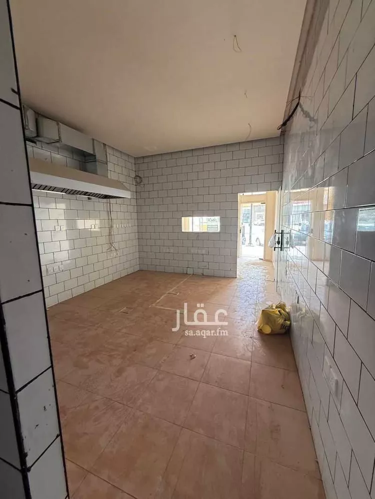محل للإيجار في شارع الرايه, حي النهضة, مدينة بريدة, منطقة القصيم صورة 4